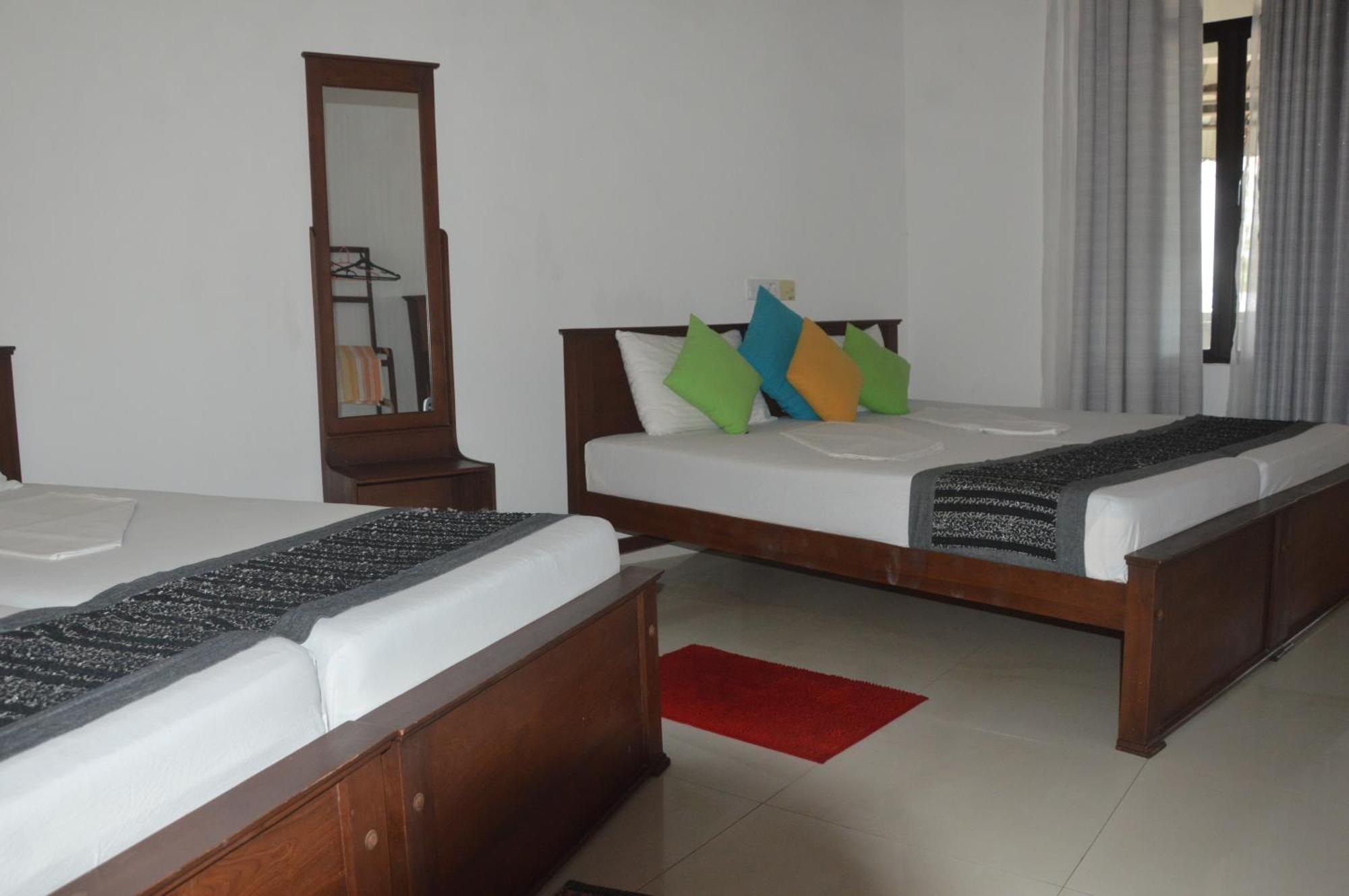 Hotel Weligama Bay View Esterno foto