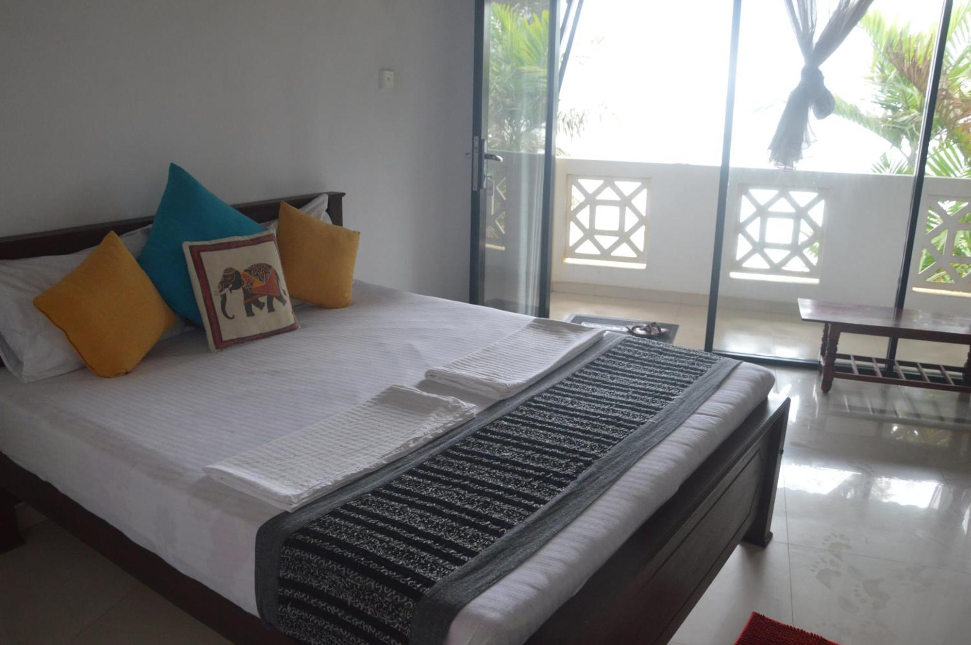 Hotel Weligama Bay View Esterno foto