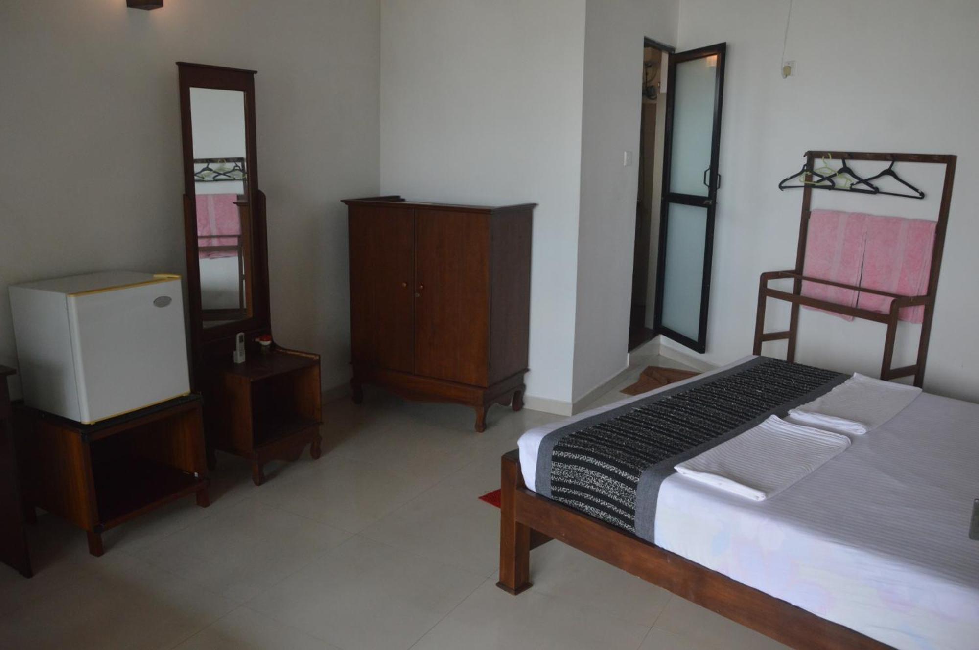 Hotel Weligama Bay View Esterno foto