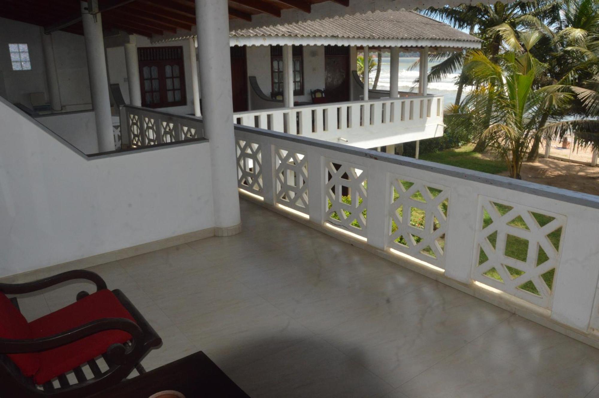 Hotel Weligama Bay View Esterno foto