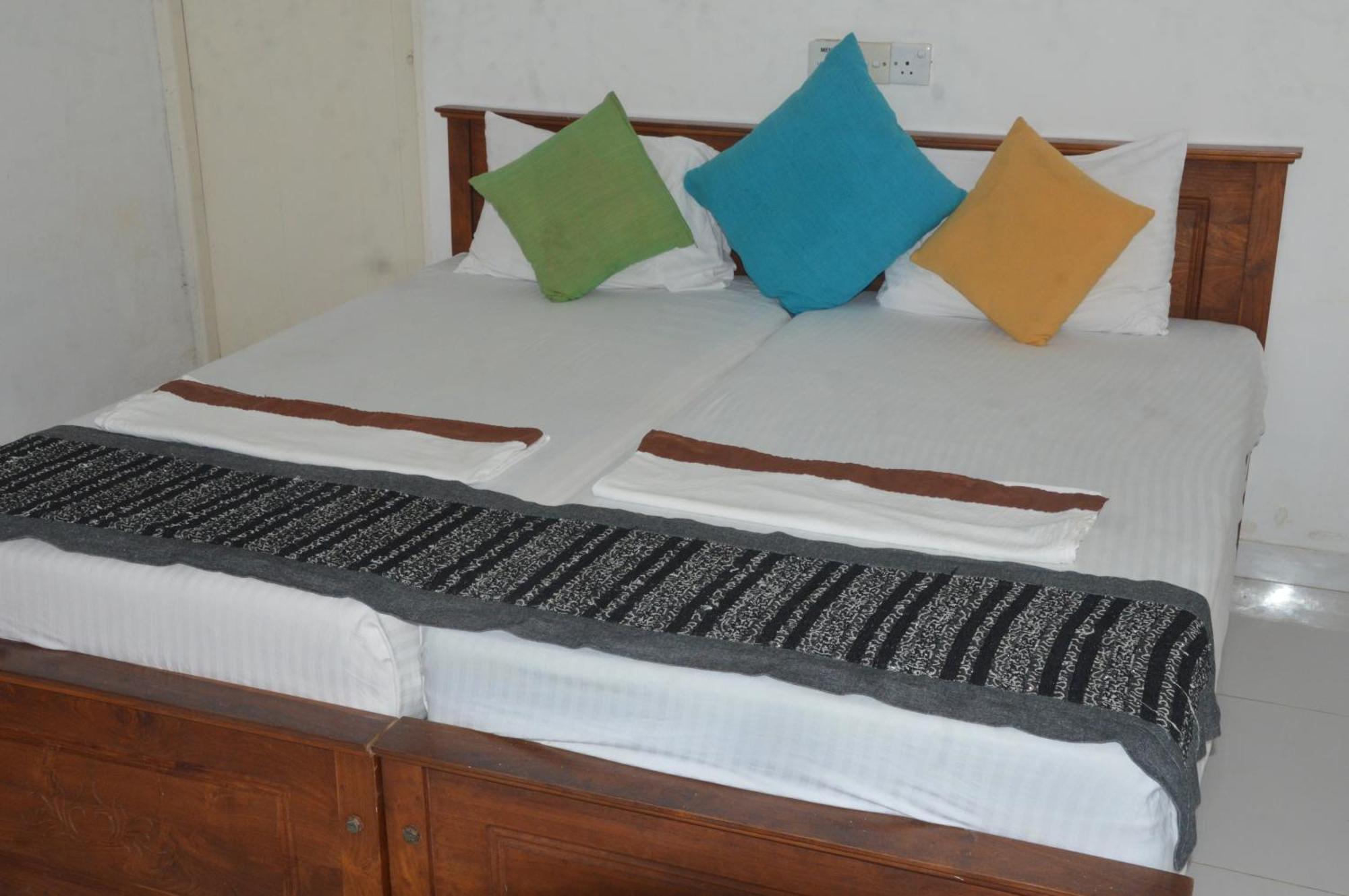 Hotel Weligama Bay View Esterno foto