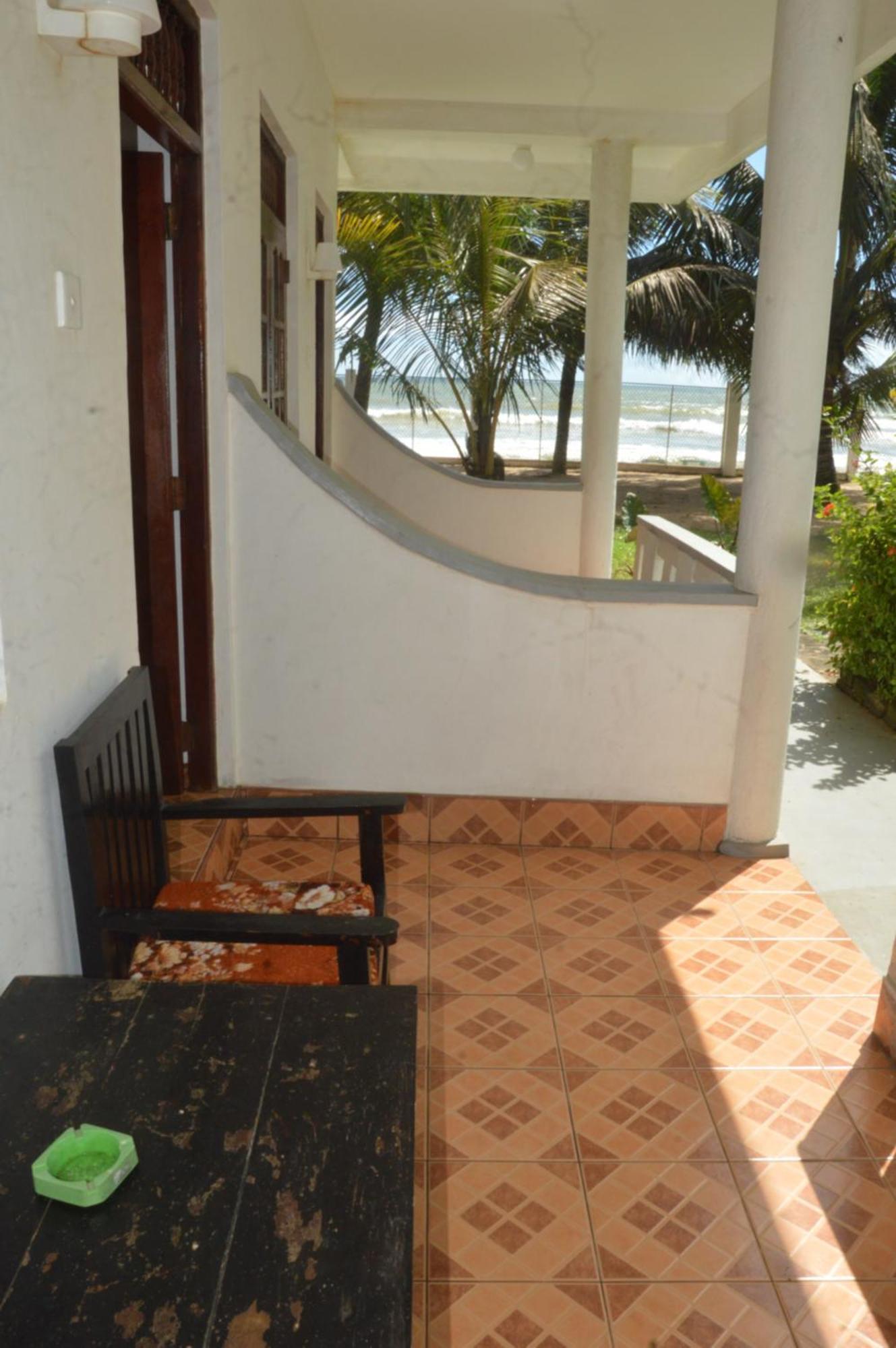 Hotel Weligama Bay View Esterno foto